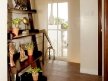 vana-hallway